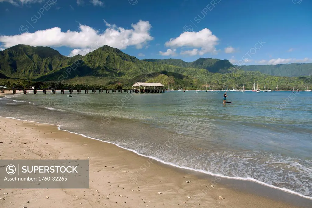 Hawaii, Kauai, Hanalei, Hanalei Bay And Pier From Beach.