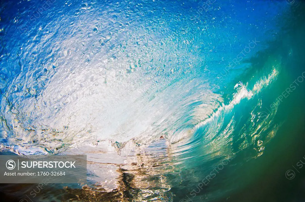 Hawaii, Maui, Makena, Beautiful Blue Wave Breaking At The Beach.