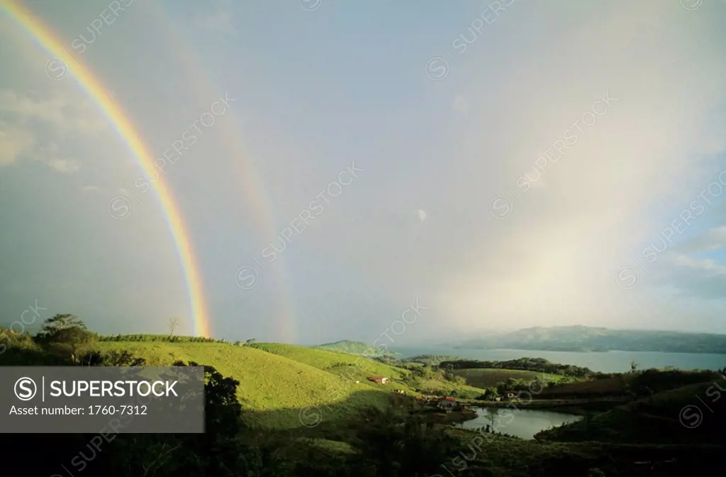 Costa Rica, Arnal, Rainbow Lake, landscape with double rainbow 