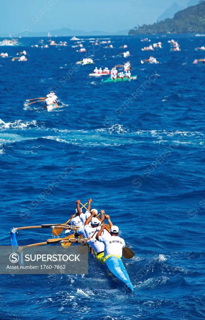 French Polynesia, Hawaiki Nui canoe race