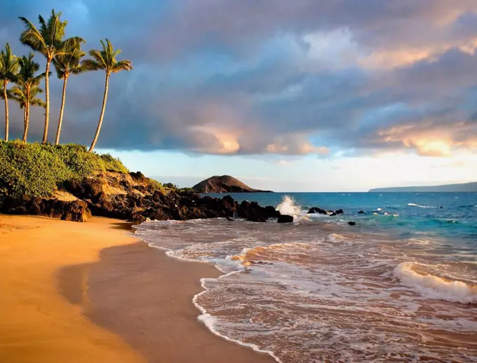 Hawaii, Maui, Makena, Secret Beach At Sunset.