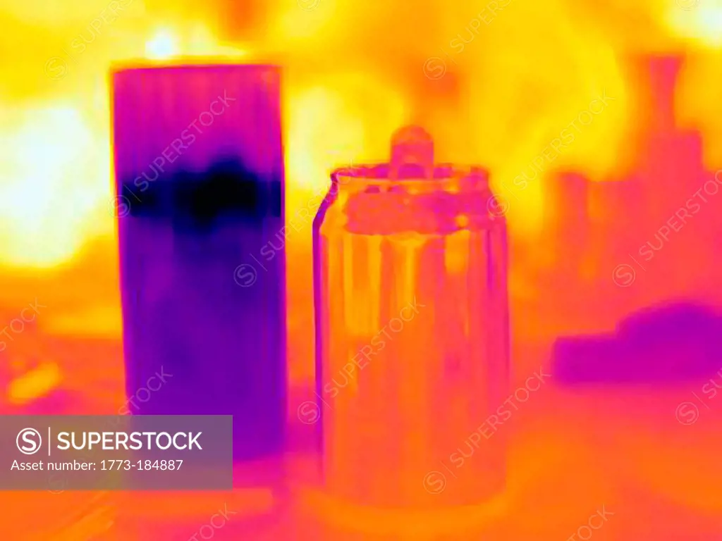 Thermal image of candle and can