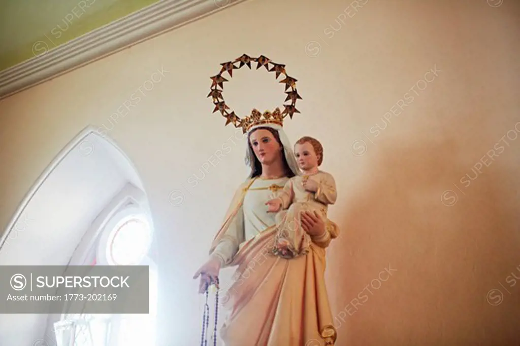 Statue of Virgin Mary and Jesus Christ