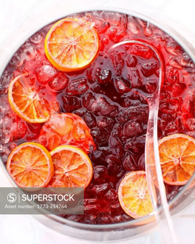 Punch bowl with iced mulled wine
