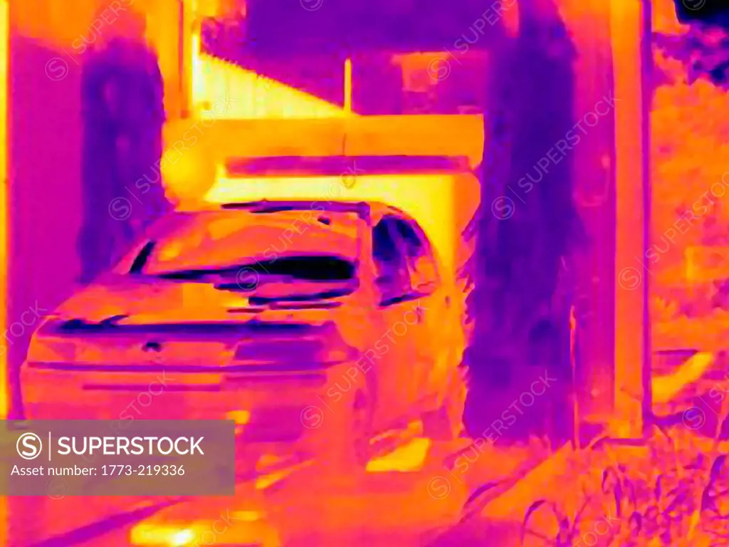 Thermal image of automobile in car wash