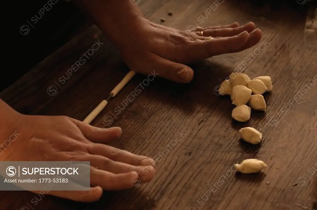 Making of Maccarones de punzu sardinian gnocchi