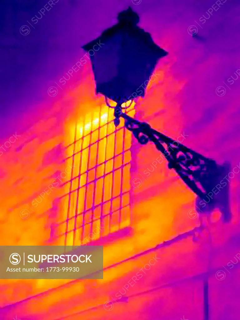 Thermal image of street lamp