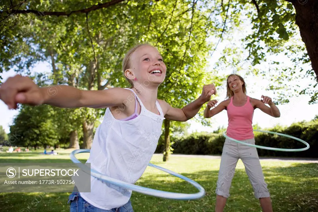 Mother and daughter with hula_hoop
