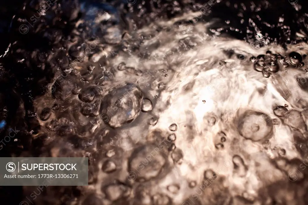 Boiling water, close up