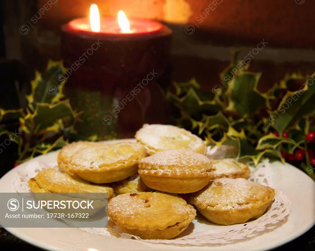Plate of Christmas mince pies