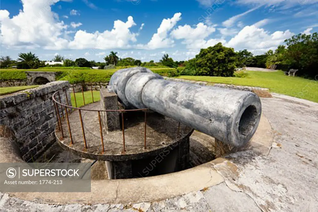 Cannon in a fort, Fort Hamilton, Hamilton, Bermuda