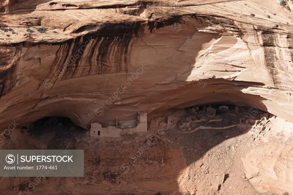 Cliff dwellings at an archaeological site, Mummy Cave, Canyon de Chelly National Monument, Arizona, USA