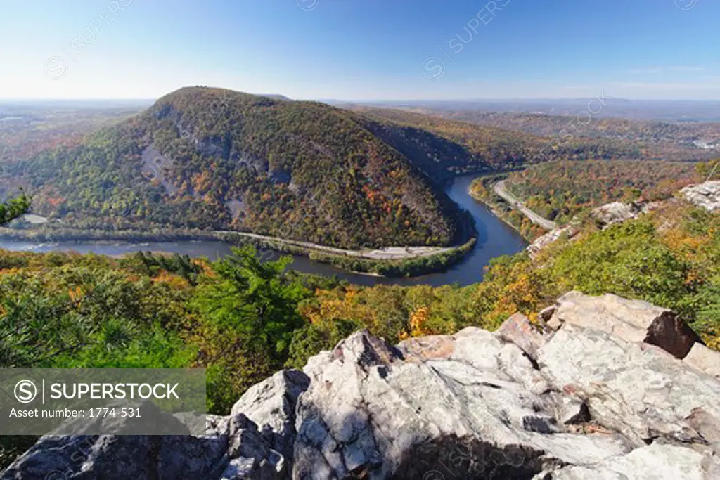 High angle view of a river passing through mountains, Mount Tammany, Delaware Water Gap, Delaware River, New Jersey, USA