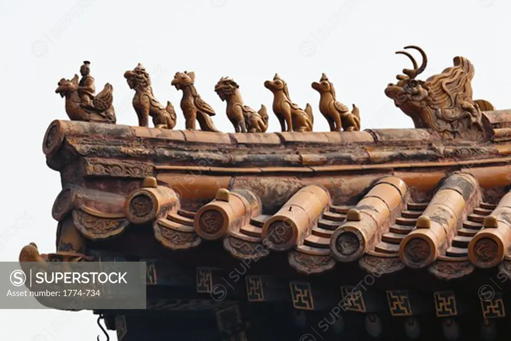 China, Beijing, Yonghe Lamasery, Roof figures on ridges