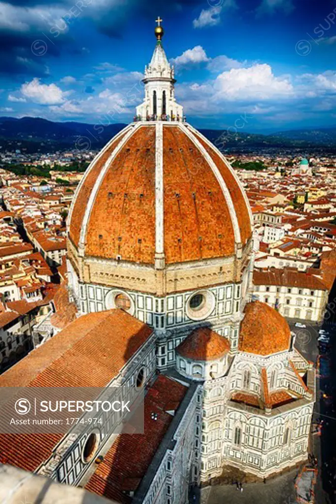 Italy, Tuscany, Florence, High angle view of Florence with dome of Basilica of Saint Mary of Flower