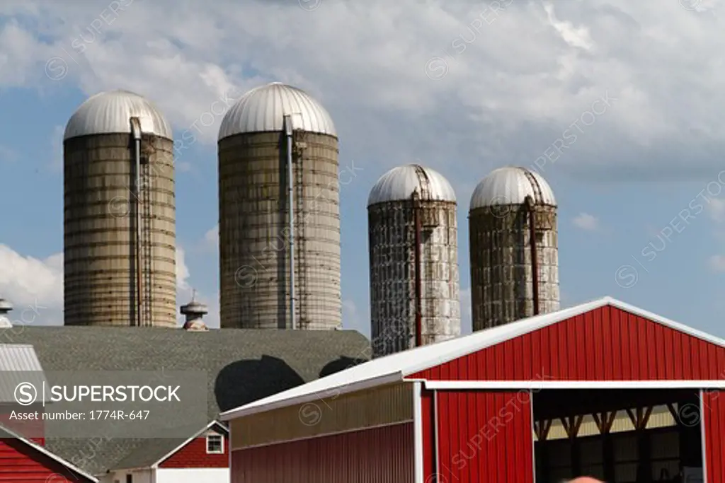 USA, New Jersey, Hunterdon County, Grain storage towers at farm