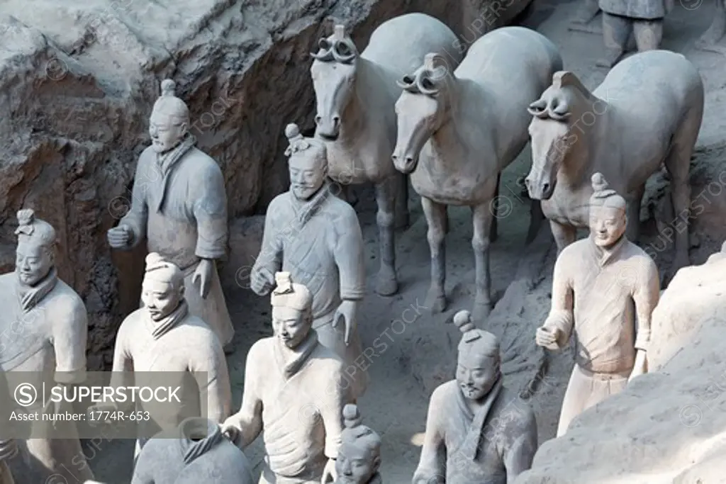 China, Xi'an, Terracota soldiers and horses at Qin Shi Huang's Tomb