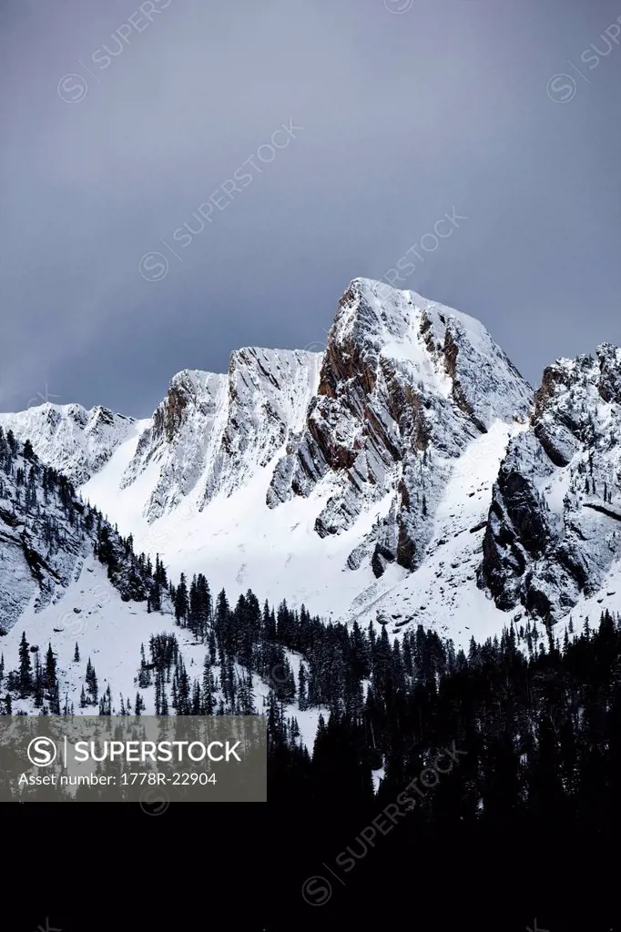 A view of jagged peaks covered in snow in Montana.