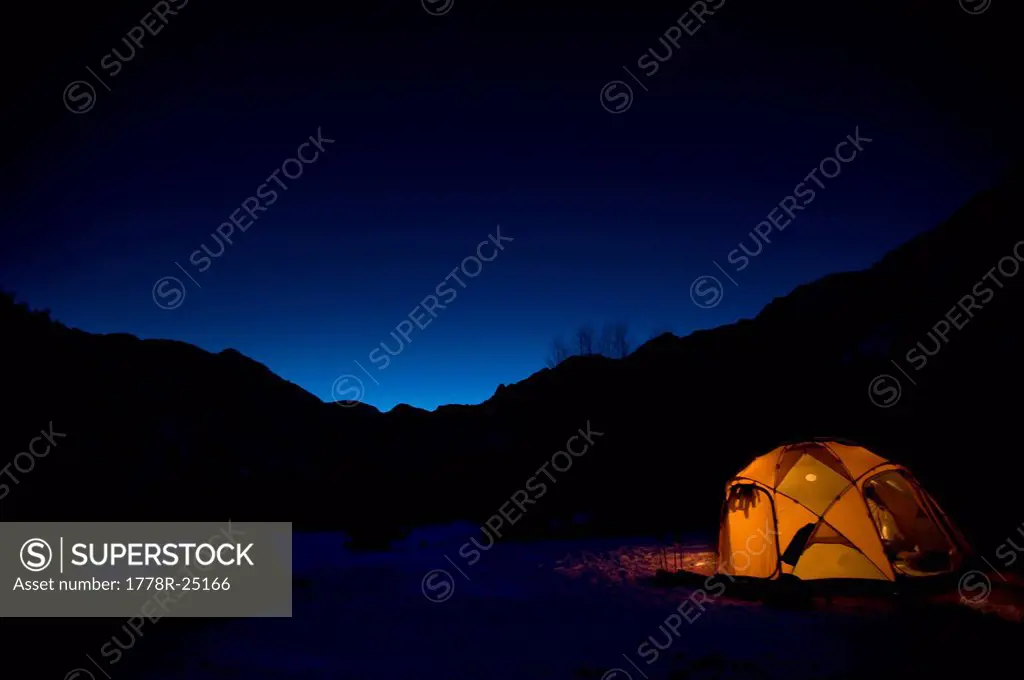 A campsite at night in the California backcountry.
