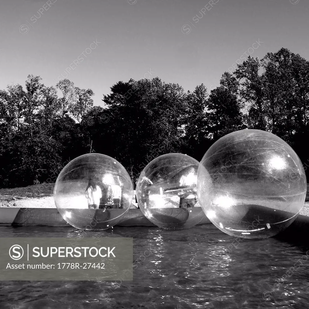 3 bubbles at county fair.