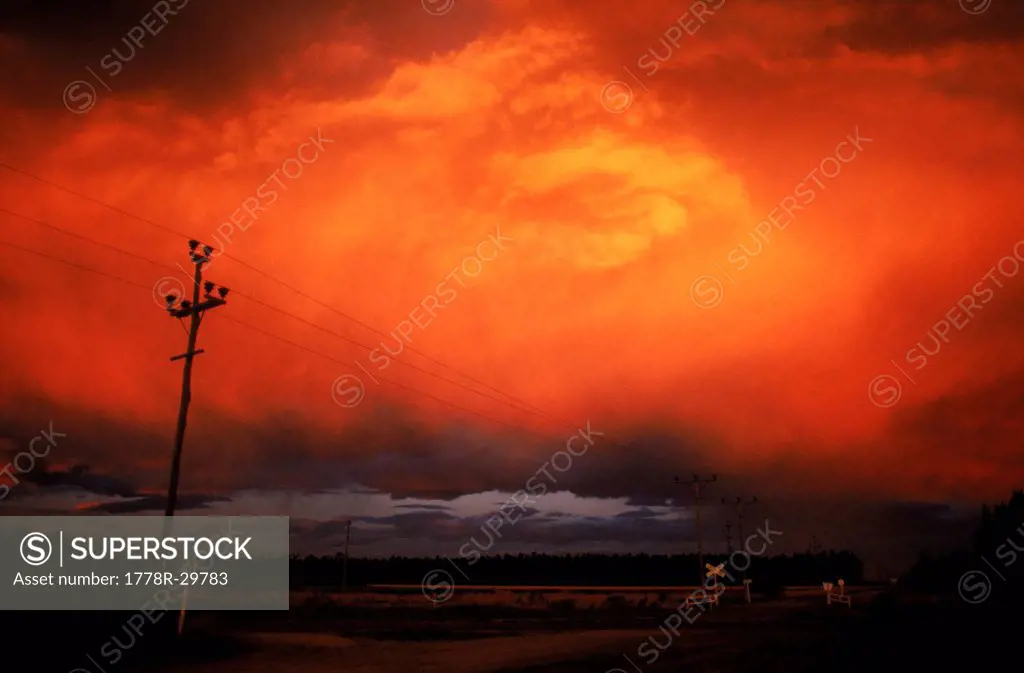 Sunset and storm clouds, Mount Arthur's Pass National Park, New Zealand.