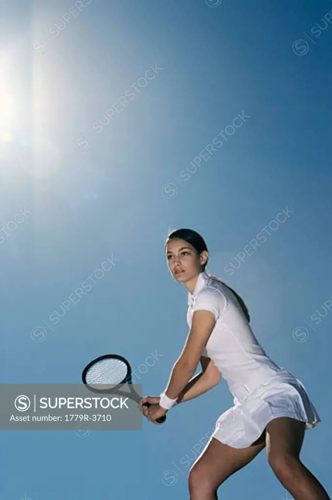 Tennis player playing tennis