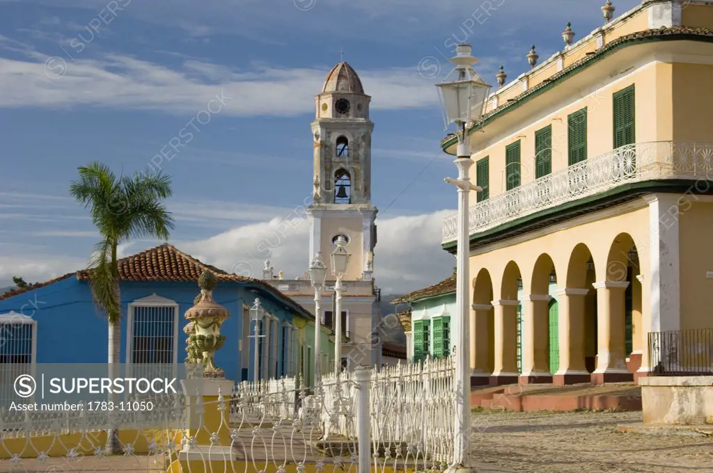 Plaza Mayor and Iglesia y Covento de San Francisco, Trinidad, Cuba.