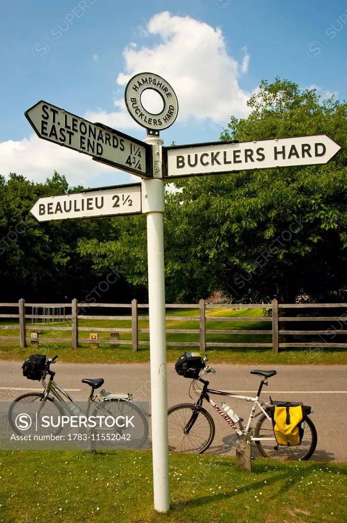 Directions And Bicycles Around The Shipbuilding Village Of Buckler's Hard, New Forest National Park, Hampshire, Uk