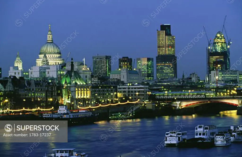 St Paul's Cathedral and skyline, London, London, England  