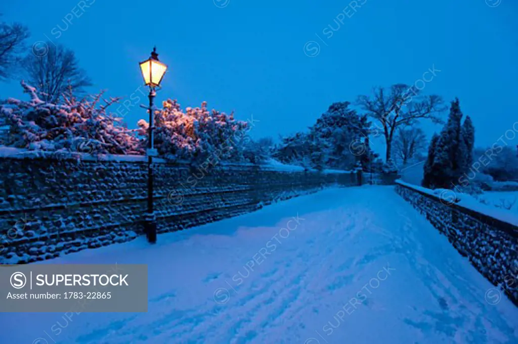 Street covered with fresh snow, Lewes, East Sussex, England.