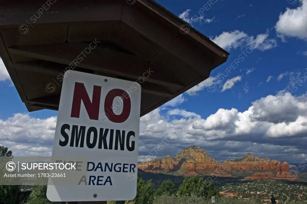 A No Smoking sign in Red Rock Country. , Sedona, Arizona, USA.