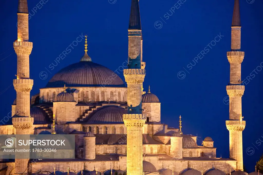 Sultanahmet or Blue Mosque at dusk