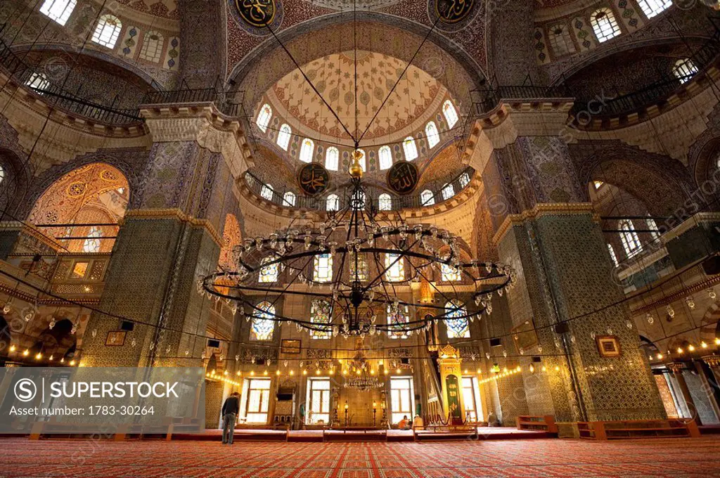 Interior of the New Mosque