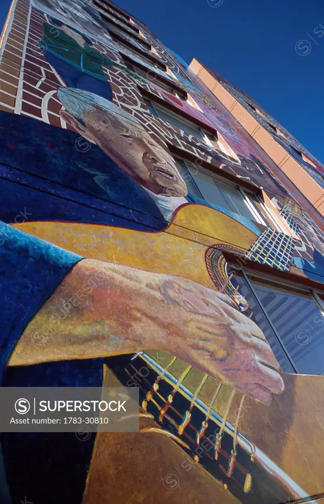 Colourful mural, Mission District, San Francisco, California, USA