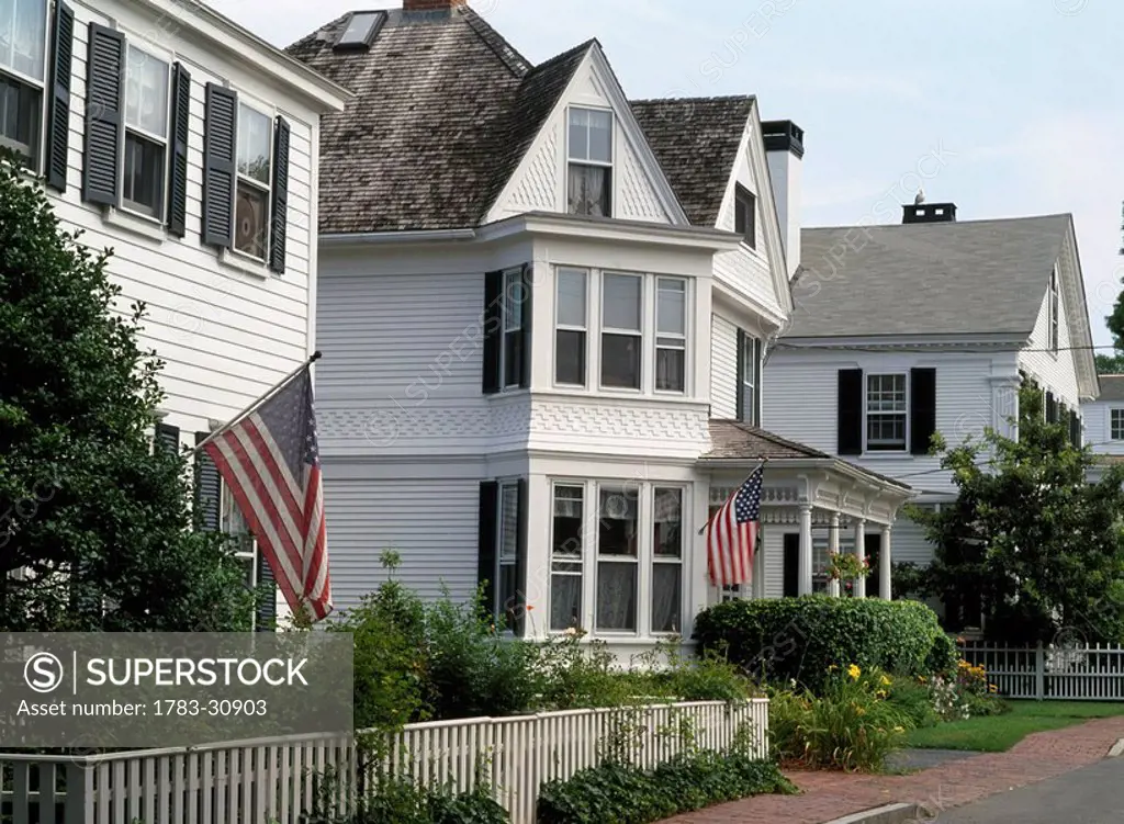 Row of traditional style white houses, Edgartown, Martha´s Vineyard, Massachusetts, USA.