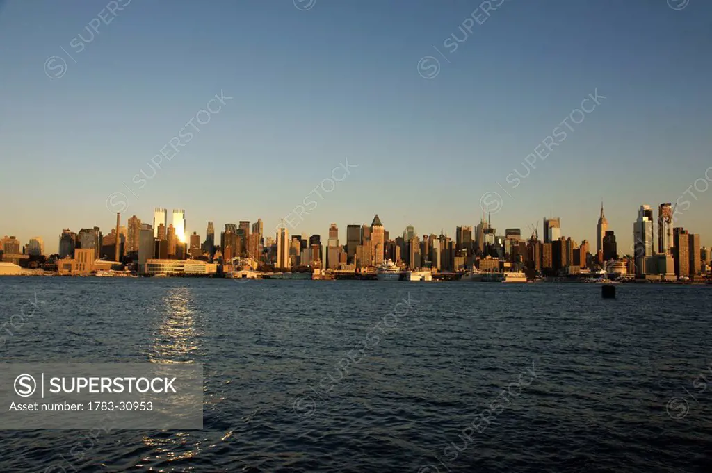 Manhattan skyline viewed from Weehawken, New Jersey, New York City, New York, USA