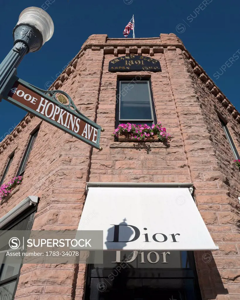 Usa, Colorado, Downtown Shopping District; Aspen, Dior Store On Corner Of Galena St And Hopkins Ave