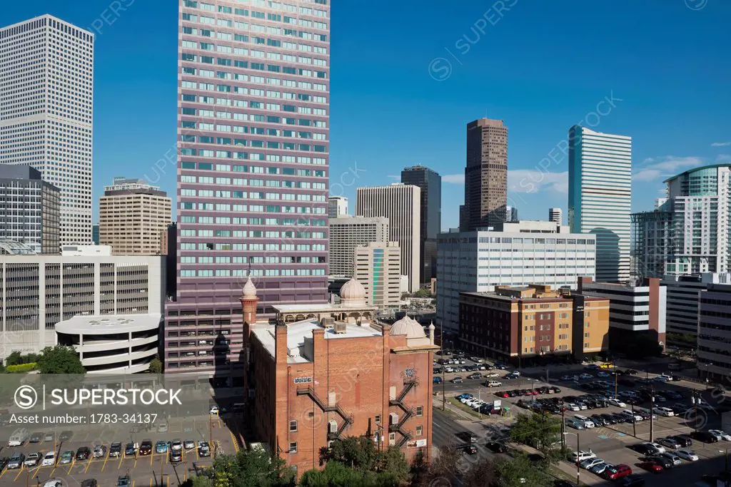 Usa, Colorado, Downtown Denver Skyline Viewed From Roof Top Pool Of Warwick Hotel; Denver