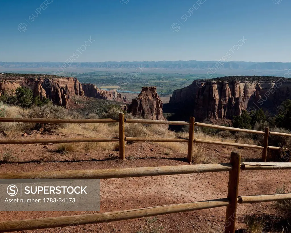 Usa, Colorado, Magnificent Views Of Sheer Rock Canyons And Red Sandstone Monoliths; Colorado National Monument