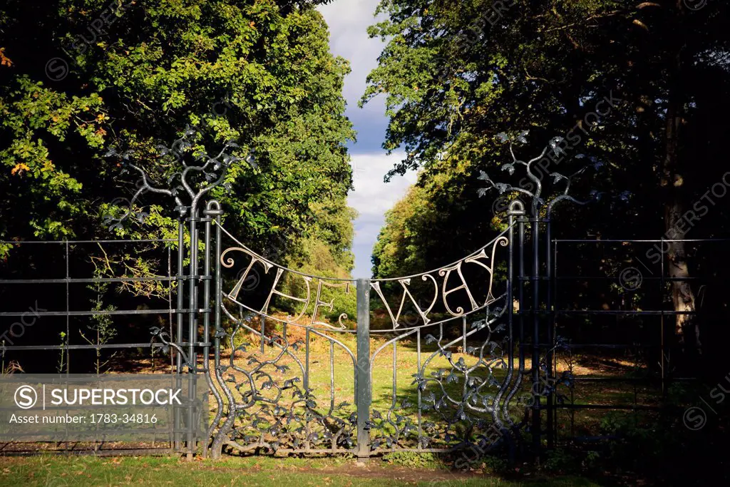 Uk, England, Richmond; London, Richmond Park, St Paul's Vista, King Henry's Mound, Ornamental Gate