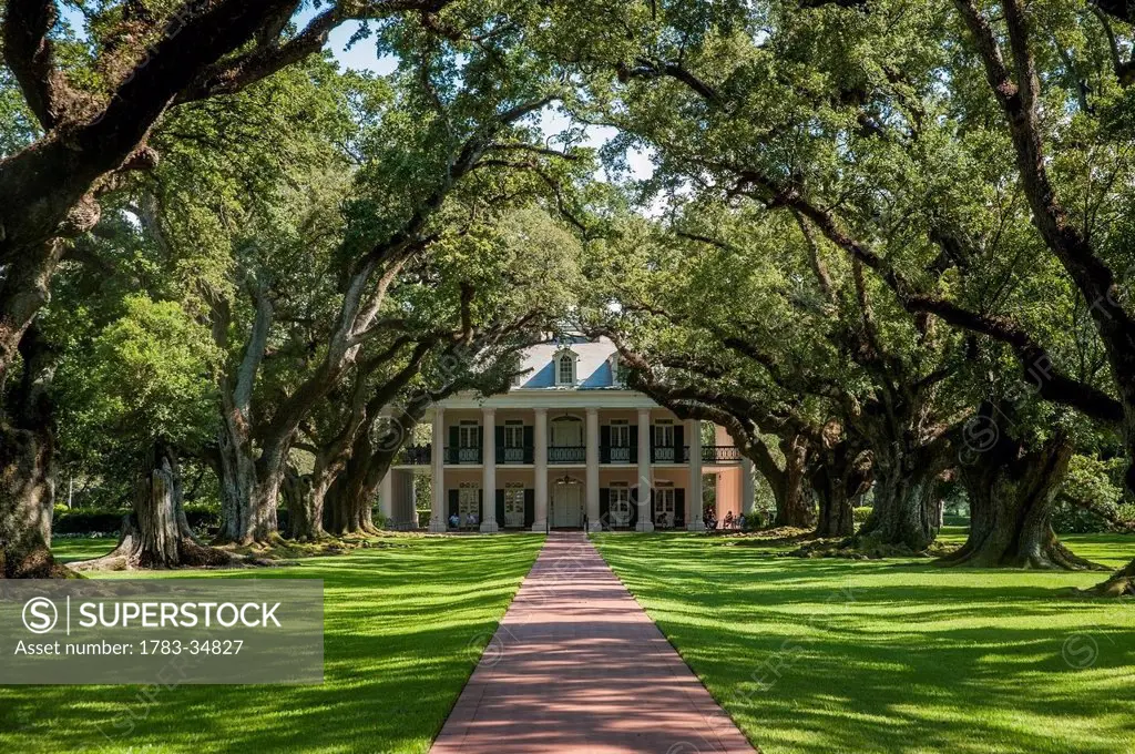 Usa, Louisiana, Oak Alley Plantation; Vacherie, Colonial Style House