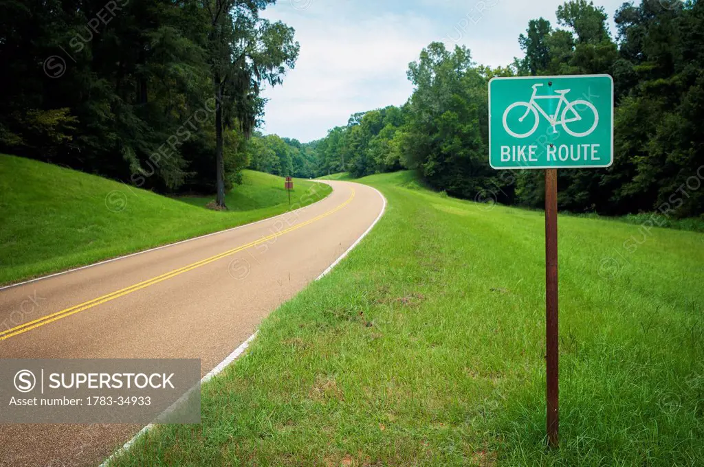 Usa, Mississippi, Natchez Trace Parkway; Natchez, Bike Route Sign