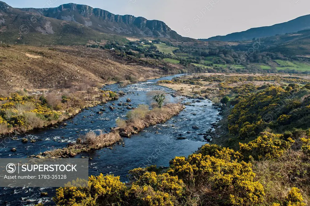 Uk, Ireland, County Kerry, River Behy With Macgillycuddy's Reeks Behind; Iveragh Peninsula
