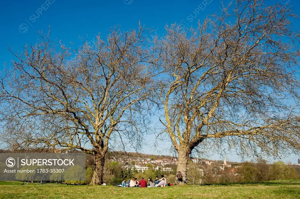 Uk, England, North London; London, People Enjoying The Sun In Primrose Hill In Hampstead