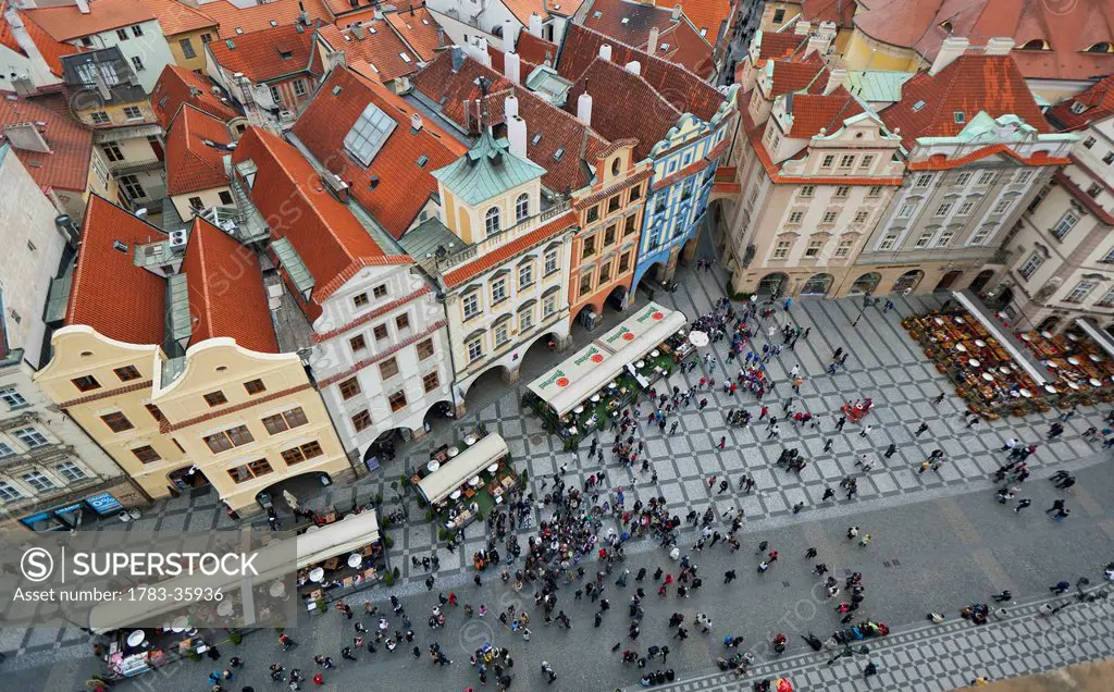 Czech Republic, Elevated view of crowd in town square; Prague