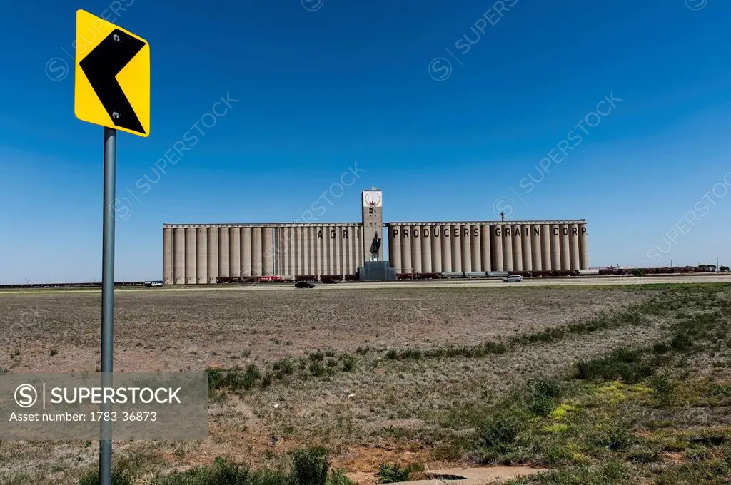 Large Grain Elevator Building Off I-27, Texas Panhandle, Texas, Usa