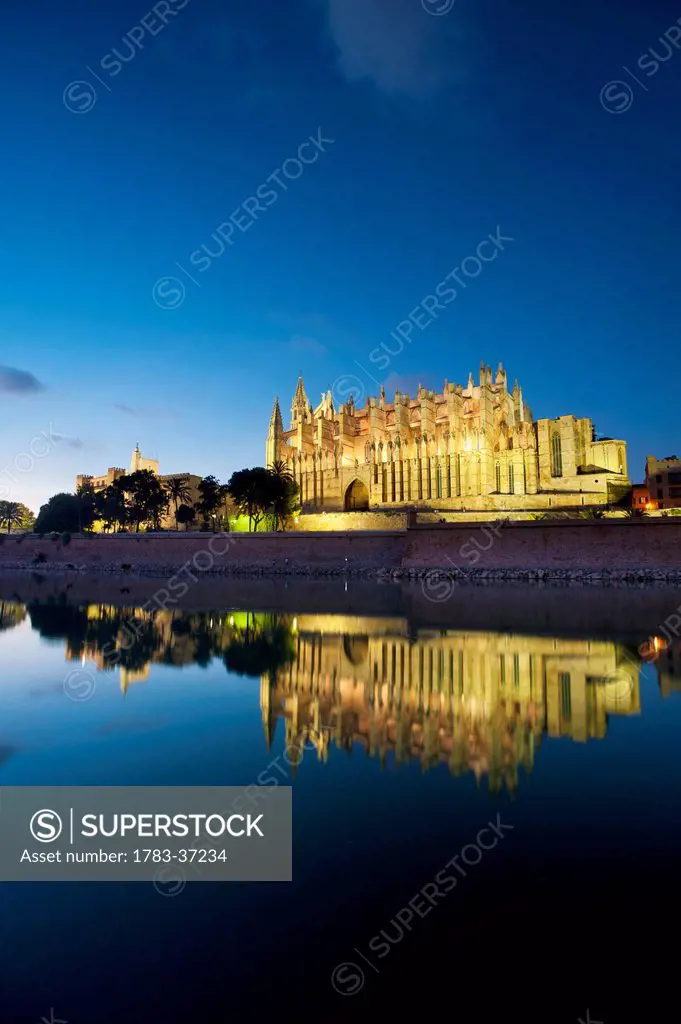 Looking across Parc del Mar to cathedral; Palma, Majorca, Spain