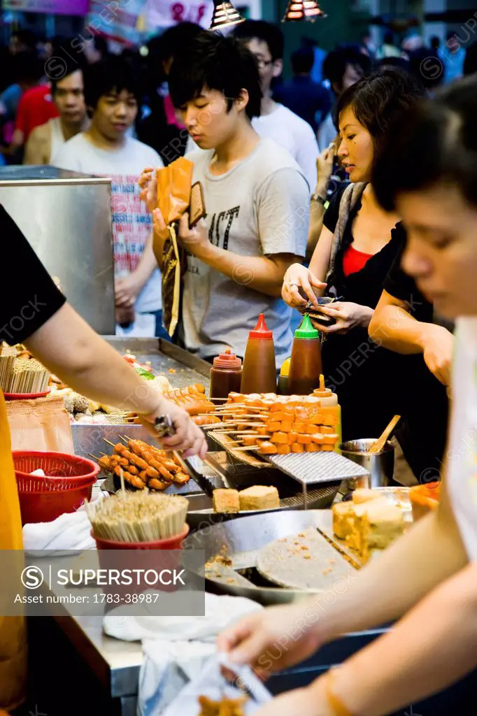 Fast food Chinese style; Mong Kok, Kowloon, Hong Kong, China