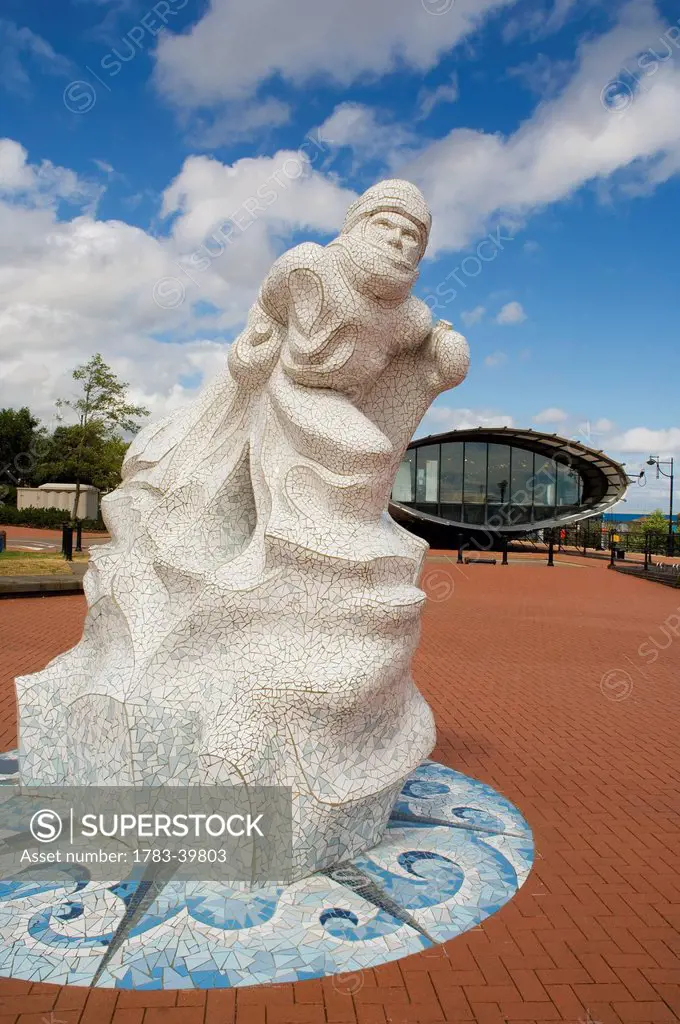 Europe, Uk, United Kingdom, Wales, Cymru, Cardiff Bay, Captain Scott Memorial Statue