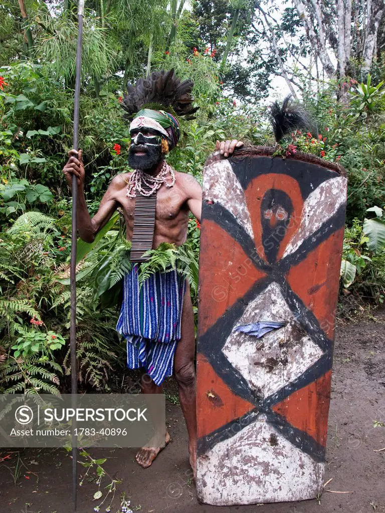 Papua New Guinea, Western Highlands, Tribal chief; Paiyagona Village